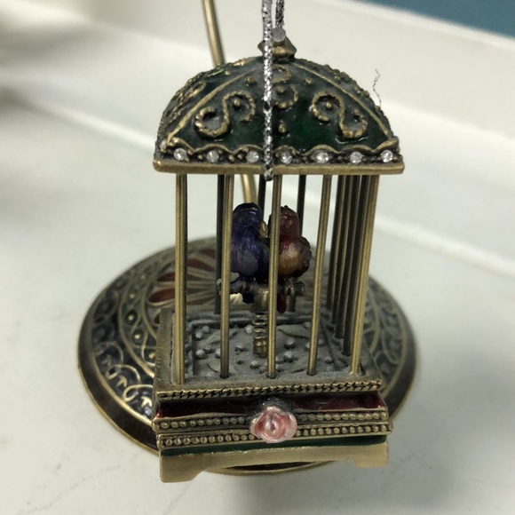 Elegant Miniature Birdcage Jewelry Holder/Trinket Box - Picture 3 of 6